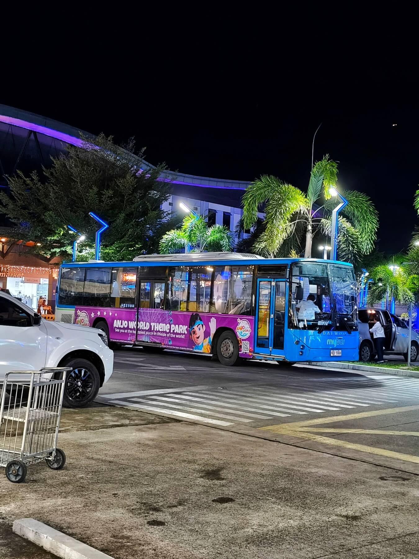 myBus advertisement wrap design for Belmont Group.